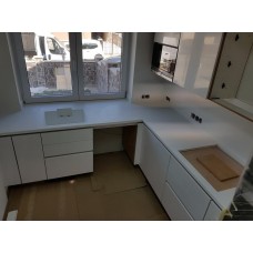 Blat bucatarie alb cu chiuveta incorporata